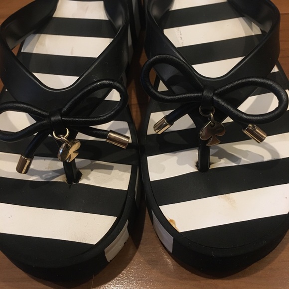 Sandals - Picture 2 of 6